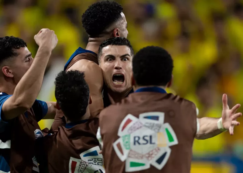 النصر 4 - ضمک 1: قهرمانی در شب درخشش کریس