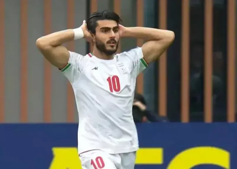 غندیپور با عذرخواهی به لباس ملی برگشت