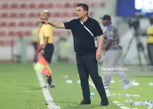 فریاد قلعهنویی بر سر شجاع: تکل نزن آقا!