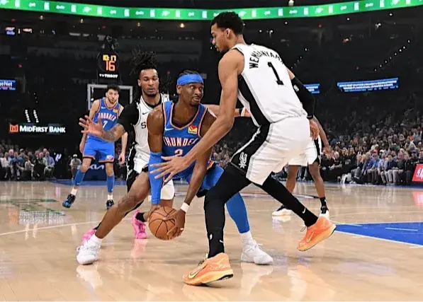 او کی سی یک قدم تا فینال بزرگ NBA