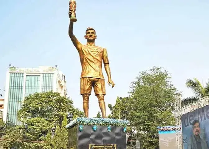 مجسمه مسی در هند برچیده شد!