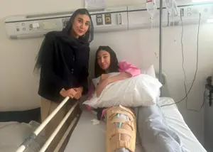 عکس ناهید و مبینا در بیمارستان علیه شایعات