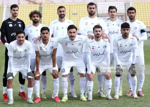 جوان‌های آبی‌پوش پیشنهاد 20 میلیاردی گرفتند!