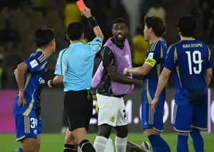 محرومیت ۱۰ جلسهای بازیکن الاتحاد از سوی AFC