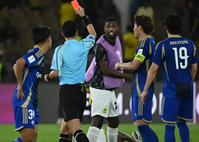 محرومیت ۱۰ جلسهای بازیکن الاتحاد از سوی AFC