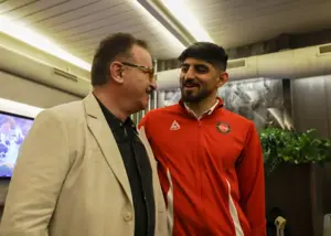 زنوزی بعد از سکوت طولانی: وقت ساختن است