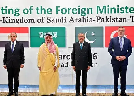 سفر میانجی آمریکا و ایران به مصر