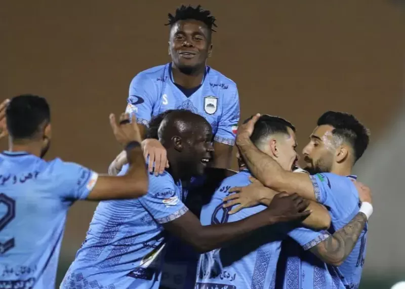 ترکیب جوان و عجیب چادرملو برابر پرسپولیس