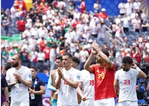 تاج: به هواداران ایران پرچم و لباس و کلاه می‌دهیم