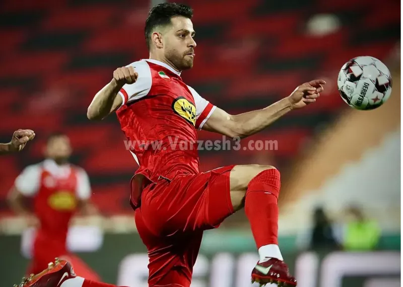 بازوبند پرسپولیس به مدافع شماره هشت رسید!