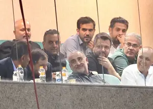 مربی تیم امید تماشاگر بازی پلیآف آسیایی