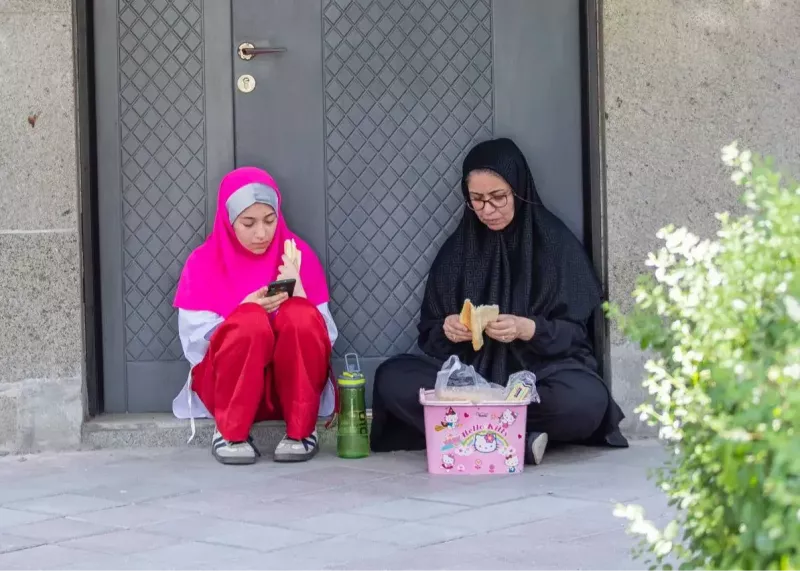 خارج از میدان، زیر آفتاب سوزان به امید یک مدال(عکس)