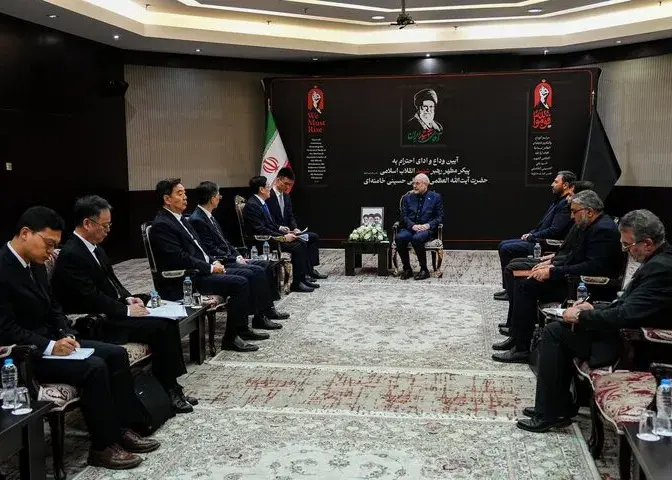 دیدار قالیباف با هیئت عالی‌رتبه کنگره خلق چین