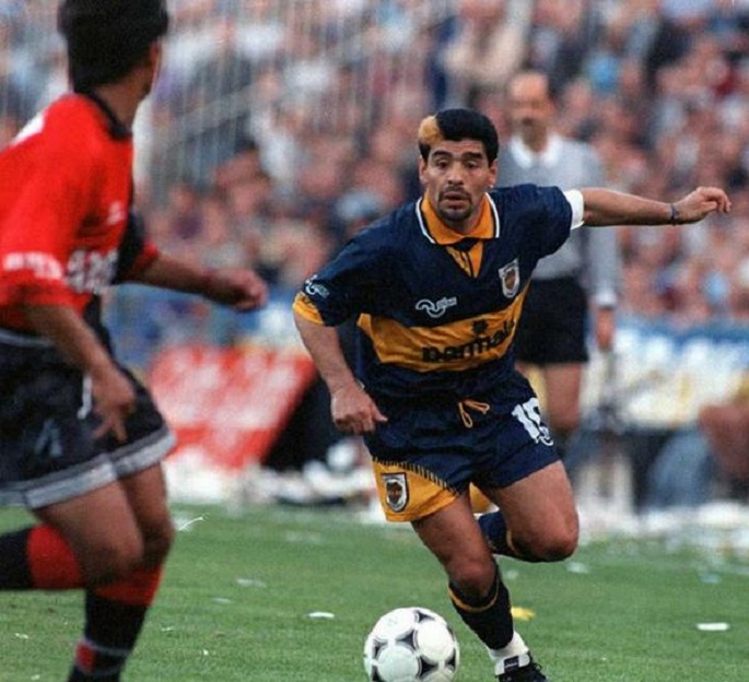 2490400