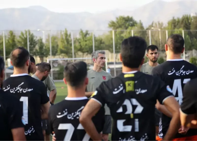 مجتبی جباری: این بازی به ضرر همه ماست!