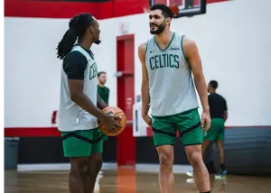 بسکتبالیست ایرانی در جمع غول‌های NBA (عکس)