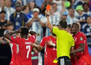 عجیب‌ترین اخراج جام: جنجال داوری به سود آرژانتین!