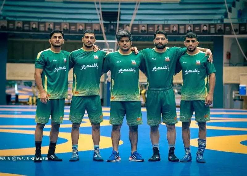 تیم منتخب کشتی آزاد راهی بوداپست شد