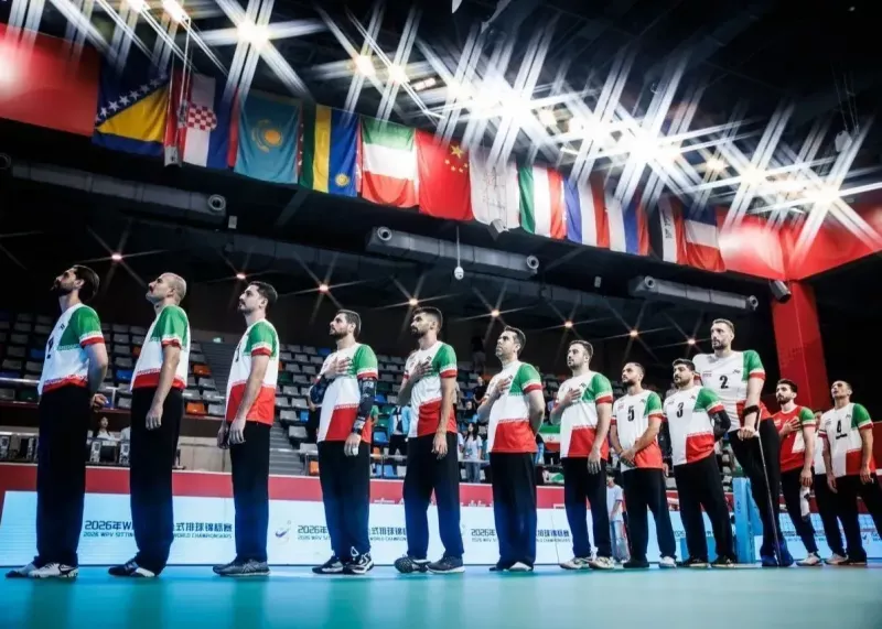 خیز بلند مردان والیبال نشسته به سوی لس آنجلس