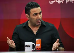 نکونام: فقط مسی، هرگز به رونالدو رای اول ندادم!