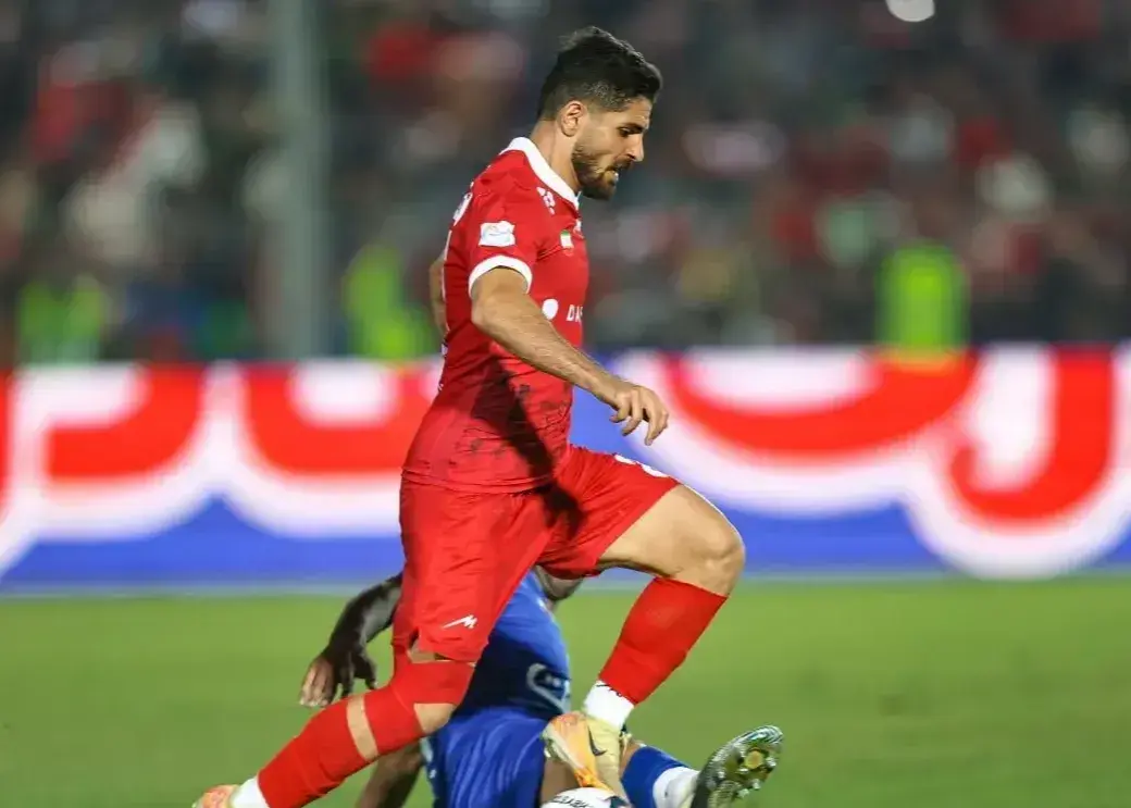 قرارداد محمد عمری با پرسپولیس سه ساله تمدید شد