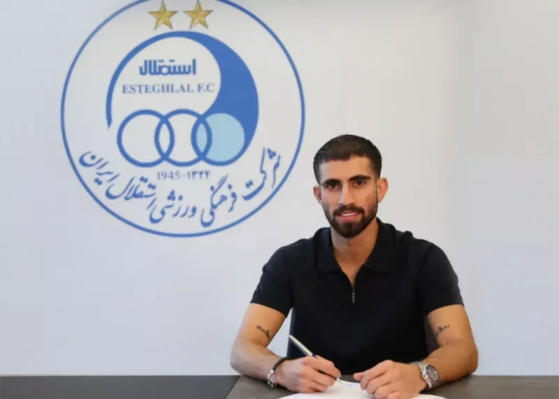 رسمی: قرارداد وینگر استقلال تمدید شد