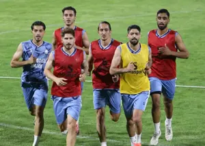 زلزله در سیرجان، چهارده بازیکن گل‌گهر رفتند!