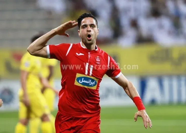 هافبک پرافتخار پرسپولیس خداحافظی کرد! (عکس) 