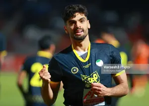 حزباوی و استقلال و پرسپولیس و تراکتور!
