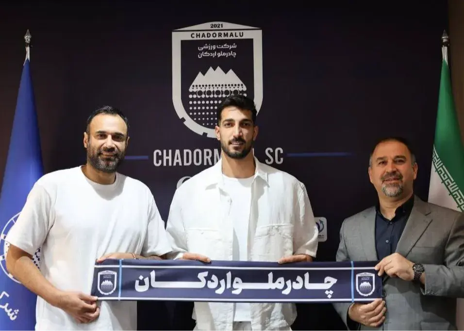 رسمی: ملی‌پوش والیبال سر از چادرملو درآورد