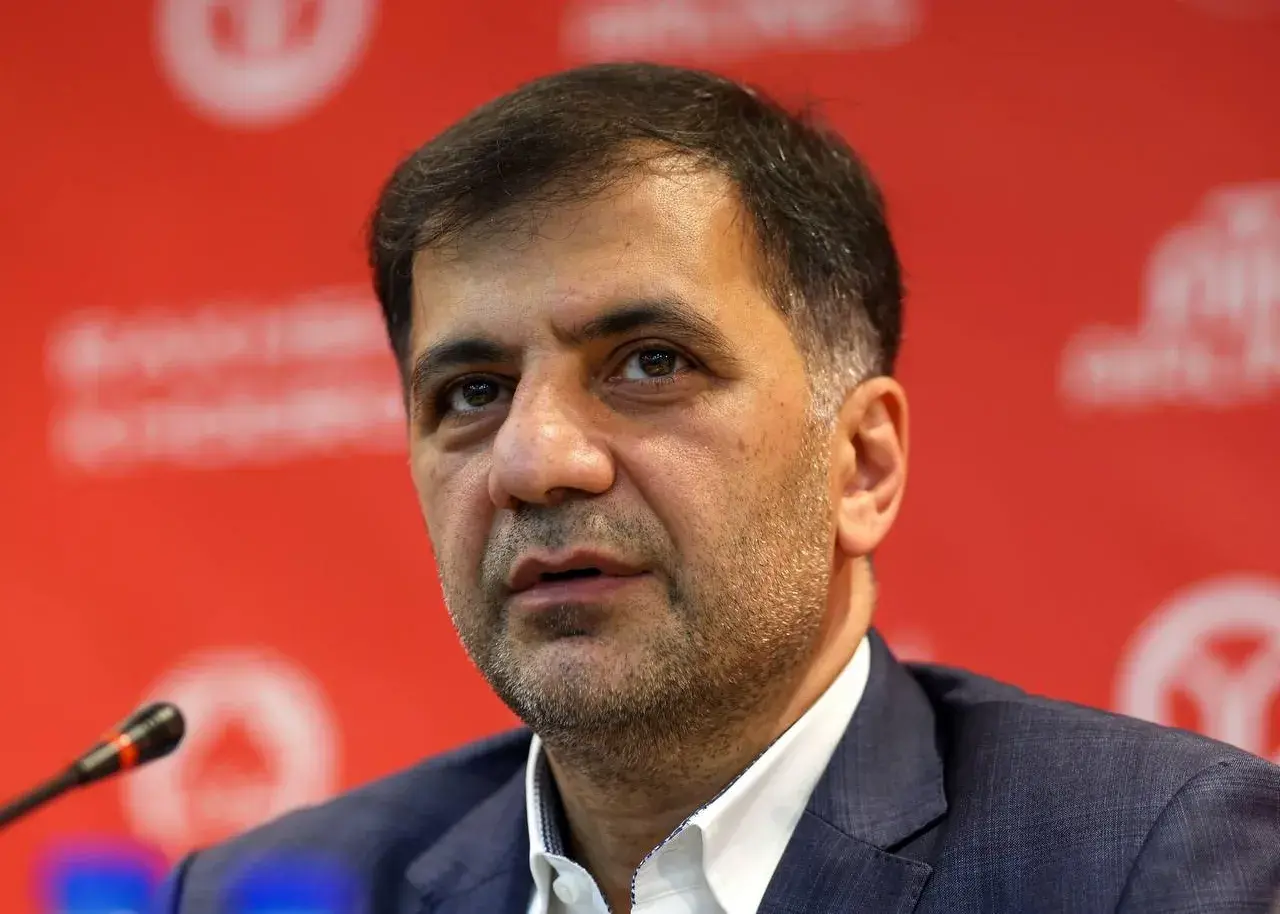 کریمی: قول قهرمانی را من میدهم نه نکونام! کریمی: قول قهرمانی را من میدهم نه نکونام!