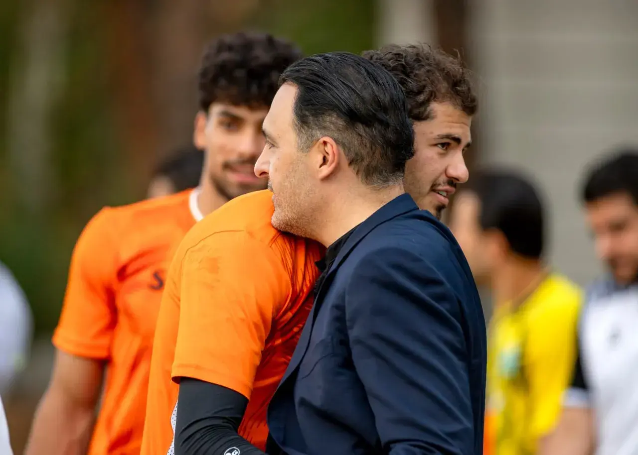 مدیر پرسپولیسی در کنار قرمزها (عکس)