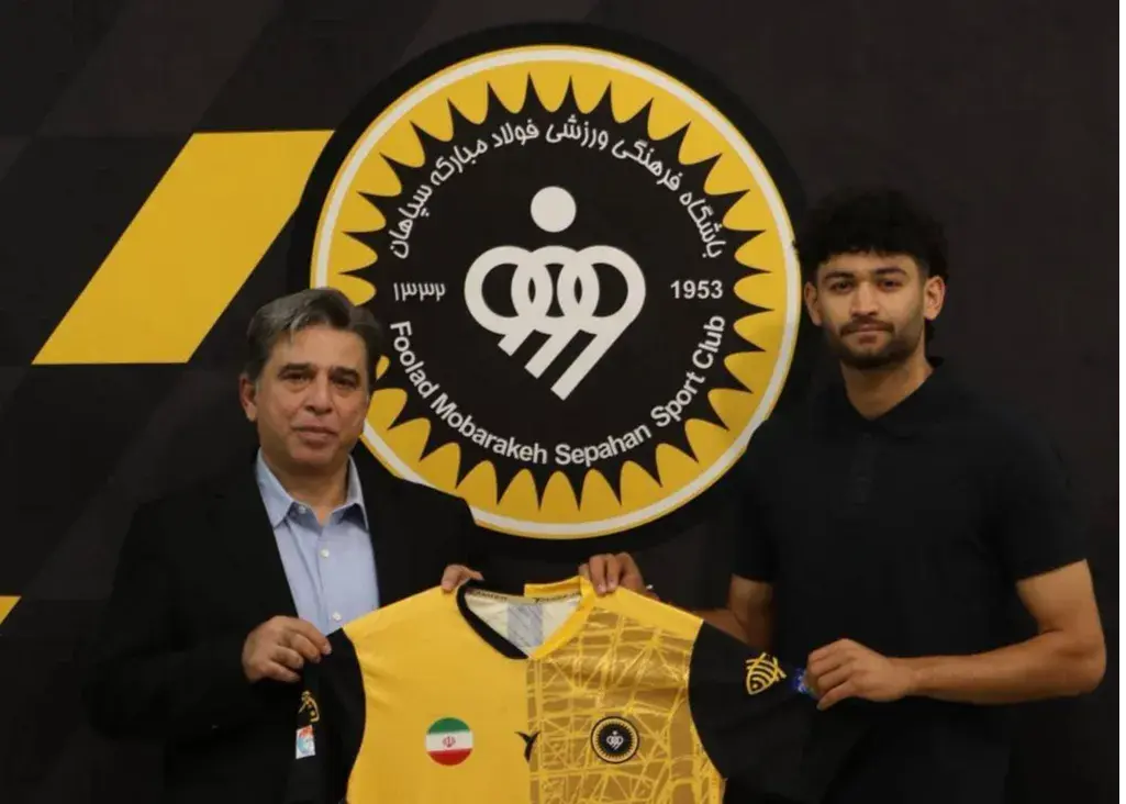 سپاهان در دفاع پدیده خرید!