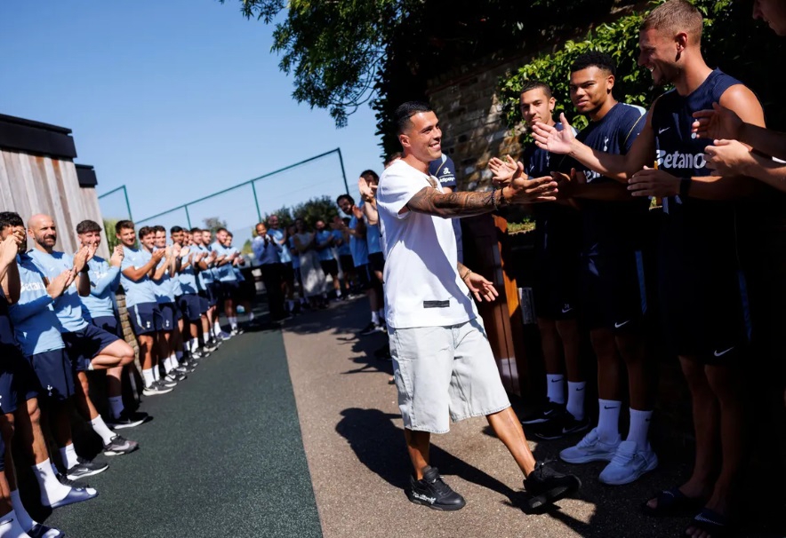 2513667