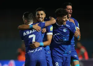 استقلال 4 - مس شهر بابک 0: قفل و کلید صدر جدول