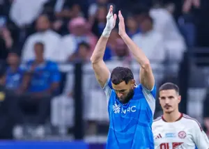 جرقه اولین بحران: بنزما از تعویض عصبانی شد
