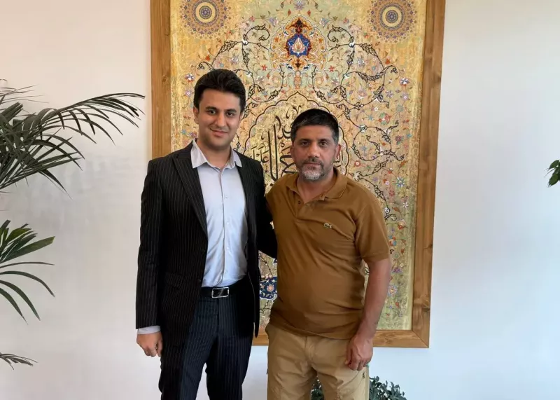 علیرضا دبیر، فوتبال و حالا والیبال (عکس)