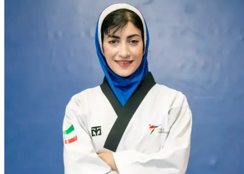 مبینا چراغ اول را برای تکواندو روشن کرد