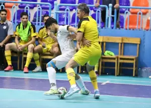 فولاد یک گل زد و دو اخراجی داد