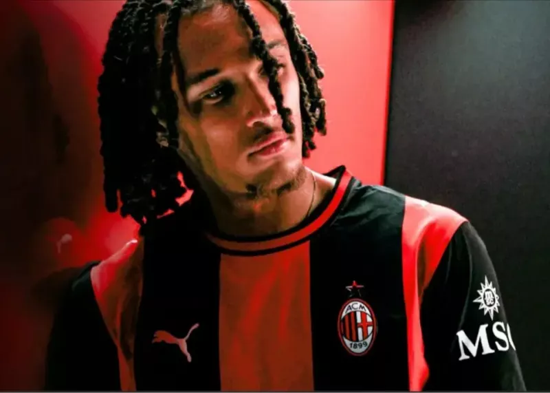 رسمی: دومین خرید مهم میلان از لیگ یک فرانسه
