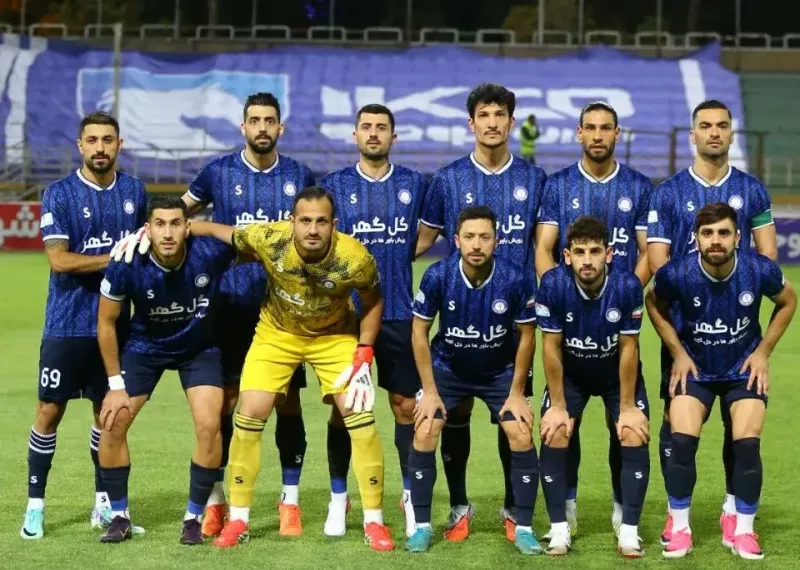 کنایه جالب گلگهر به چادرملو با پرچم آسیایی! (عکس)