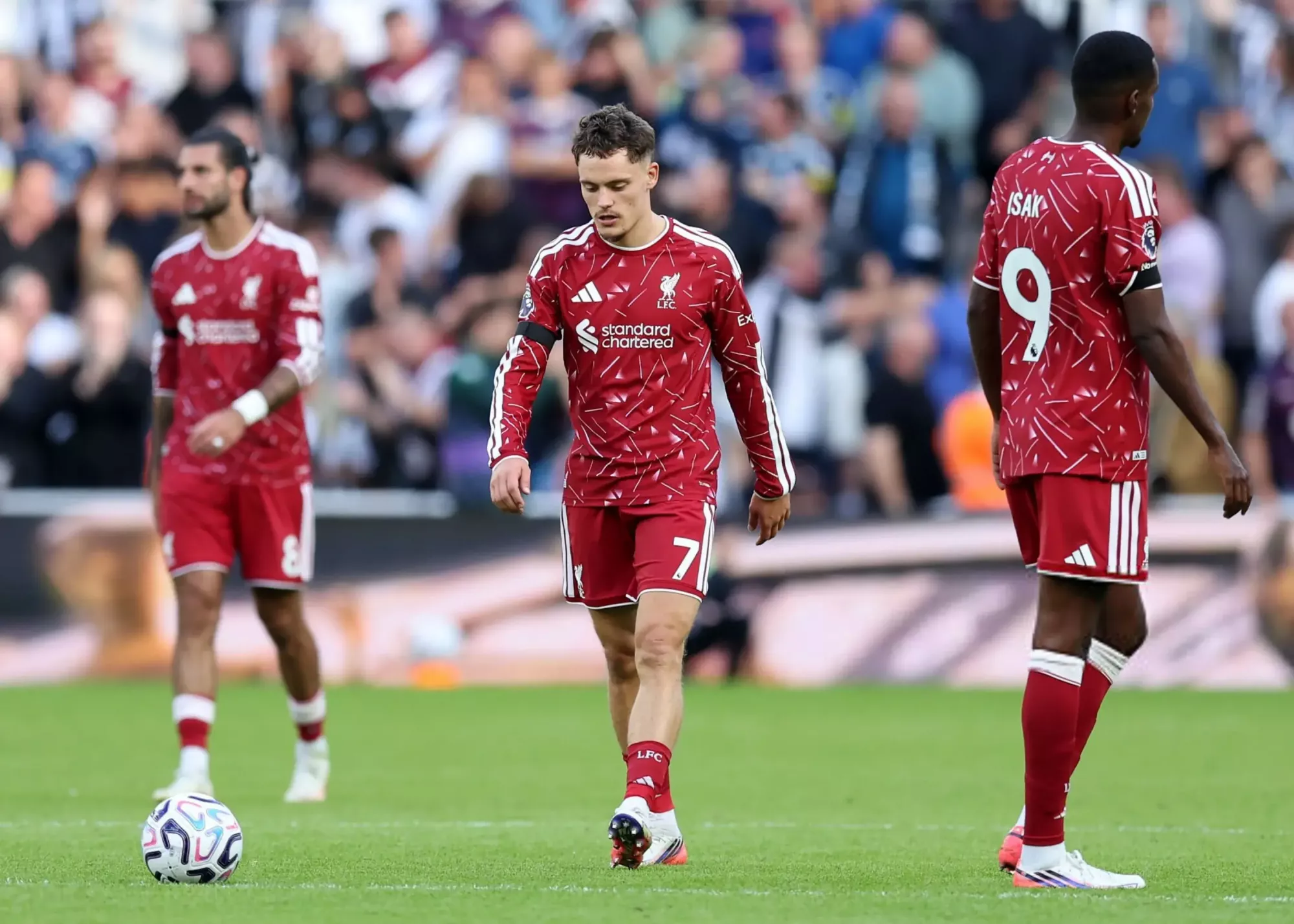 ترکیب احتمالی لیورپول و فارست | به دنبال اولین برد