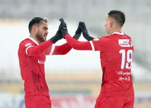 دو ستاره پرسپولیس روی نیمکت یخ زدند!