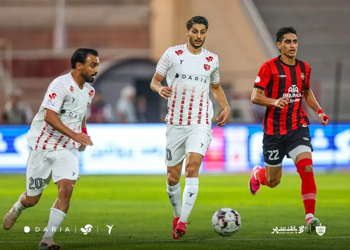 شماره ۱۰ پرسپولیس و یک عصر کم‌فروغ (عکس)