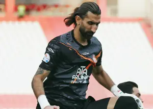 پیام بیرانوند در پشت صحنه گل به پرسپولیس!