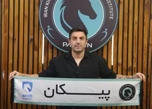 نریمان‌جهان پیکان را چوبله کرد! (عکس)