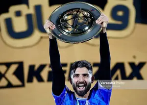 در‌وازه‌بان سابق استقلال، خرید جدید نارنجی‌پوشان!