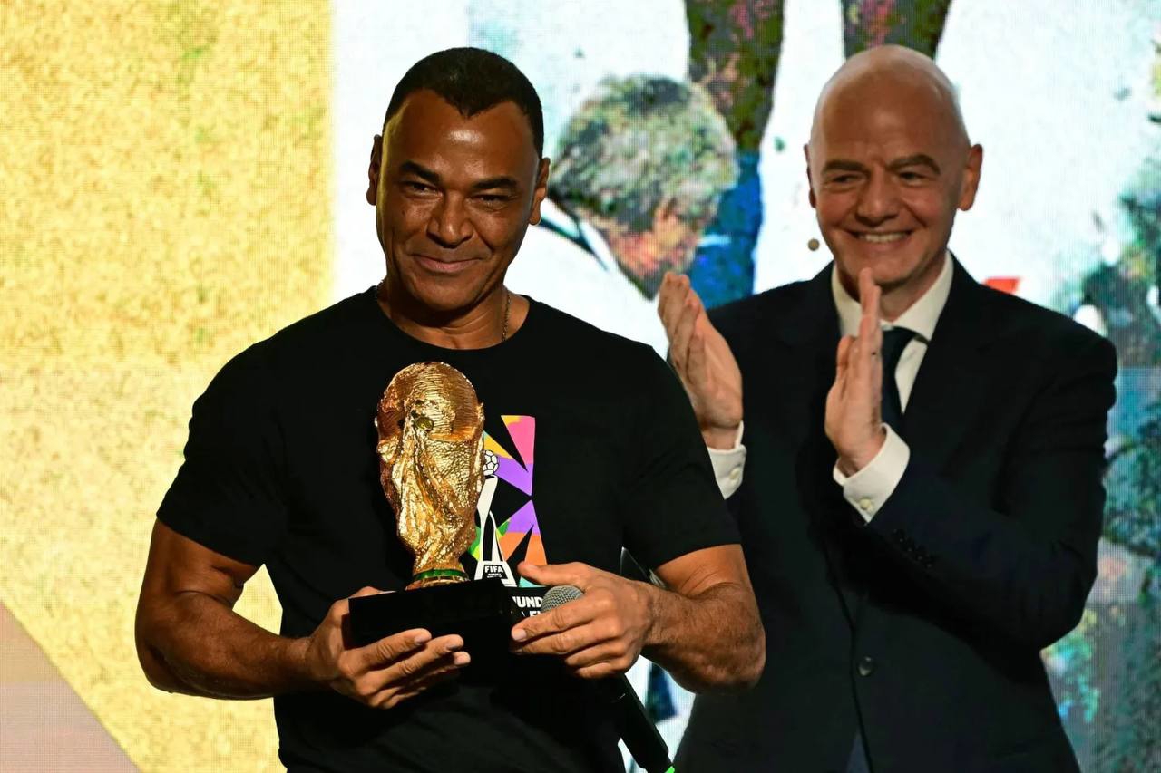 2529428