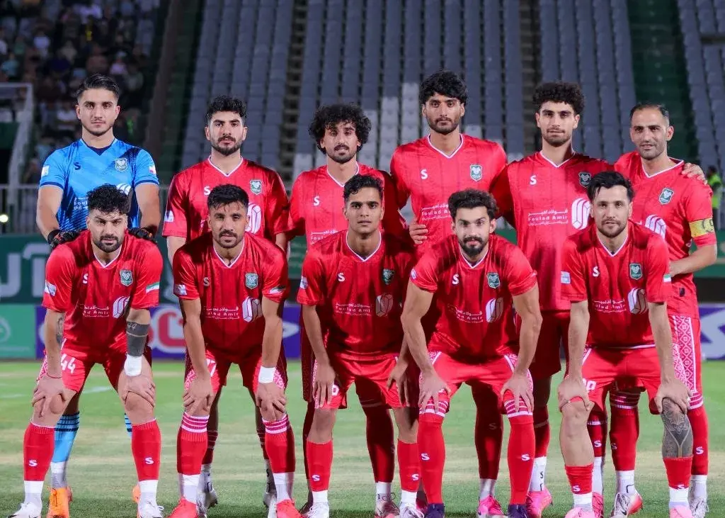 رونمایی از پنجمین تیم سرخپوش لیگ ایران