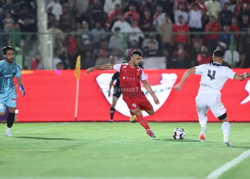 علی علیپور دومین گلزن تاریخ پرسپولیس!